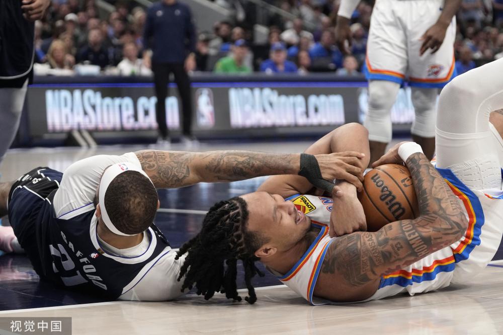 次采访中 次采访中